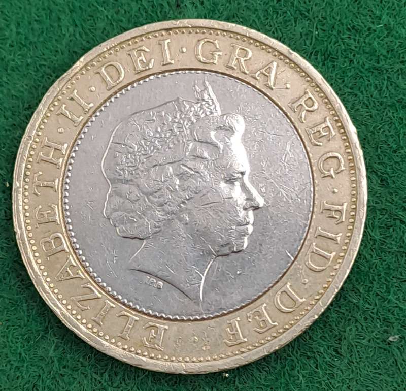 2001 United Kingdom 2 Pounds - Elizabeth II 4th portrait, Technology