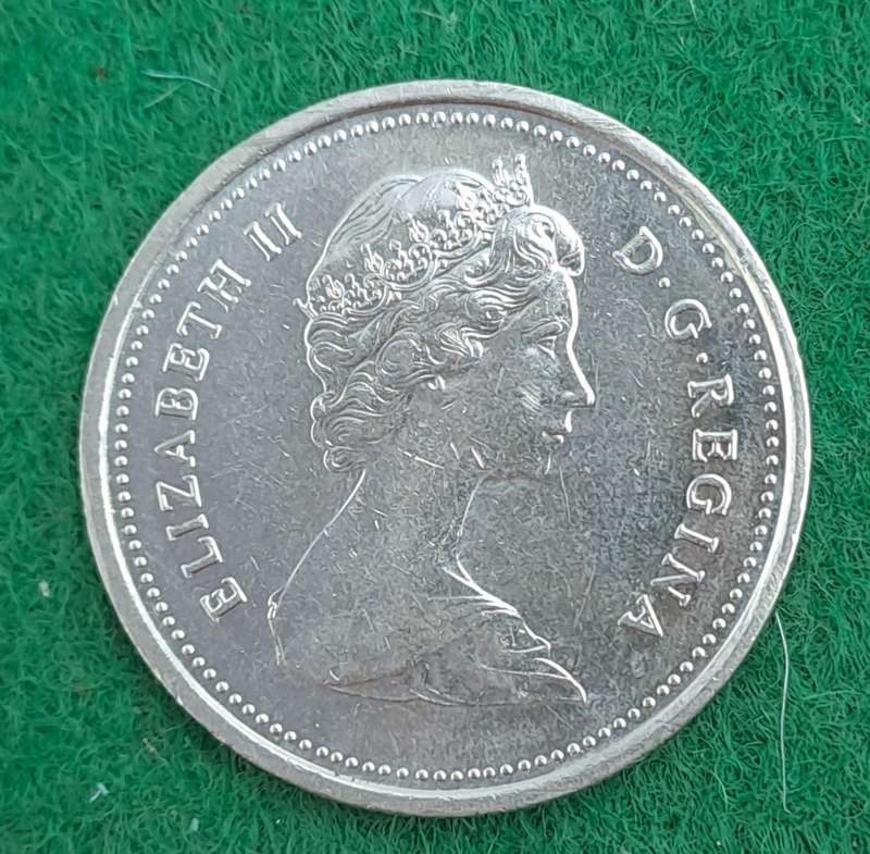 1980 Canada 25 Cents - Elizabeth II 2nd portrait modified