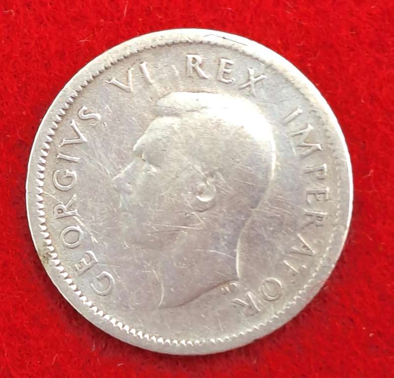 1942 South Africa  SILVER 6 Pence - George VI Rex Imperator