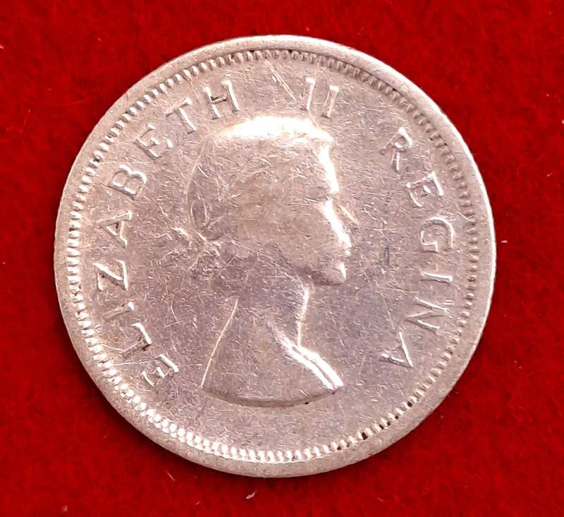 1957 South Africa .500 SILVER 6 Pence -Elizabeth II 1st portrait
