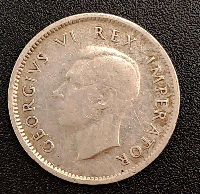 1942 South Africa  SILVER 6 Pence -80% Silver George VI Rex Imperator