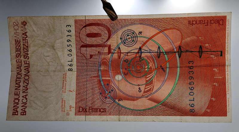 1986 Switzerland 10 Francs 6th series Bank Note -Circulated