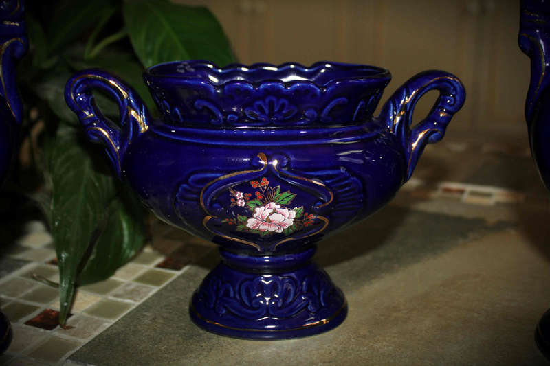 Vintage 1990 deluxe 3-Piece Stoneware Kobalt Vase Set Made in Taiwan expressly for YDC,York-as new