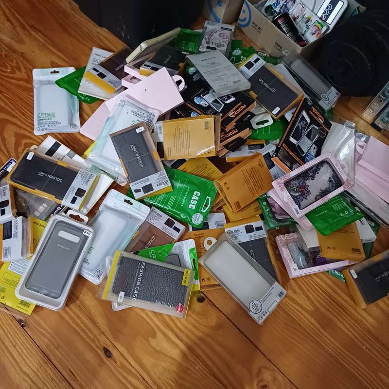 1200 cellphone covers and screen protector mega lot  lot
