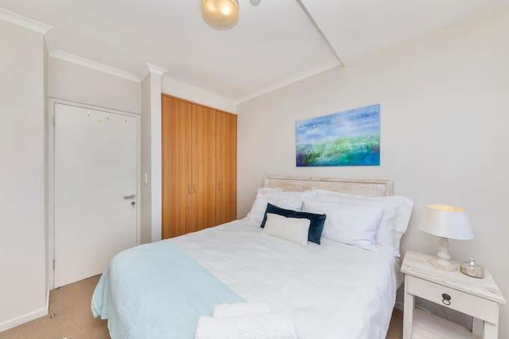 5 Night Stay at Blouberg Beachfront in CPT