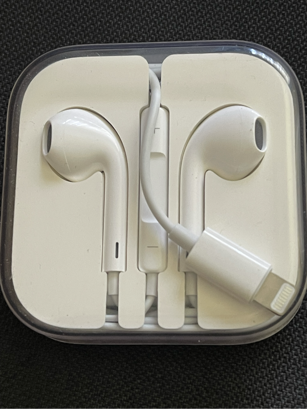 iPhone EarPods