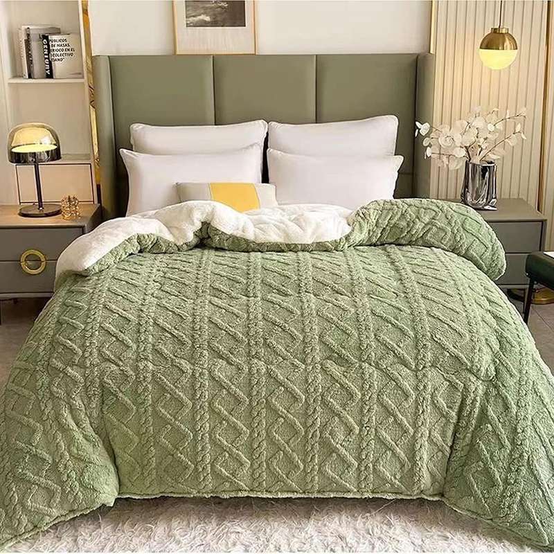 5Pc Wool Geometric Queen Comforter with Zip, for Heavy Winter (100% Wool)