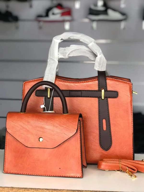 2 Piece Handbag Set  - 2 Bags in 1 Set Versatile and convenient for daily use or travel - Stylish