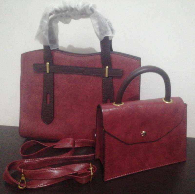 2 Piece Handbag Set  - 2 Bags in 1 Set Versatile and convenient for daily use or travel - Stylish