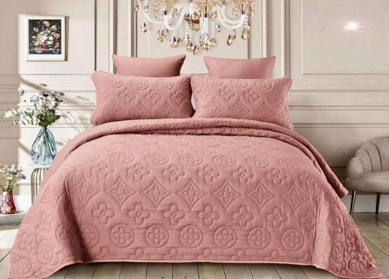 5 Piece King to Super King Quilted Mokka Bedding Set, Pink