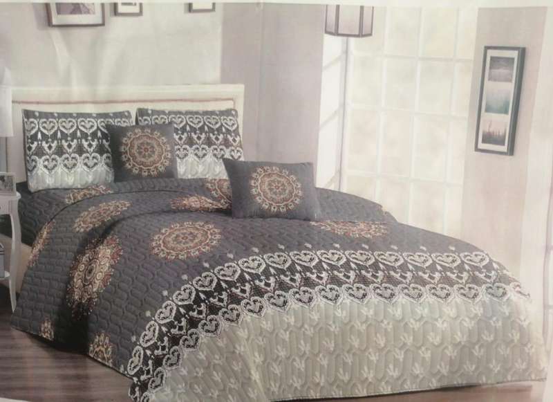 5 Piece Super King Quilted Bedding Set