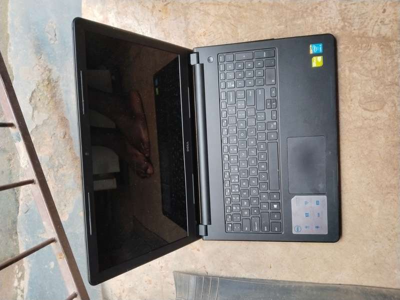 Laptop