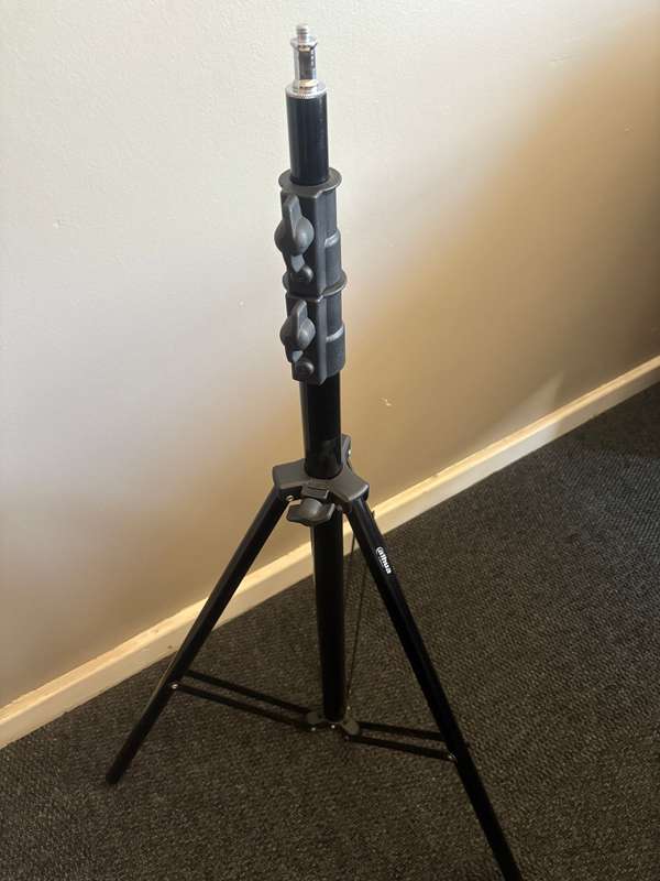 DAHUA Technologies Tripod
