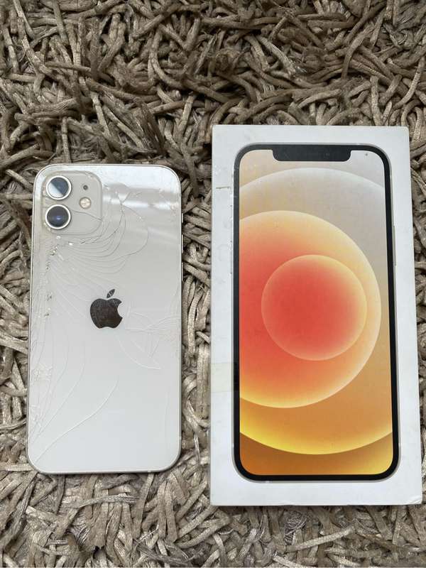 iPhone 12 64GB