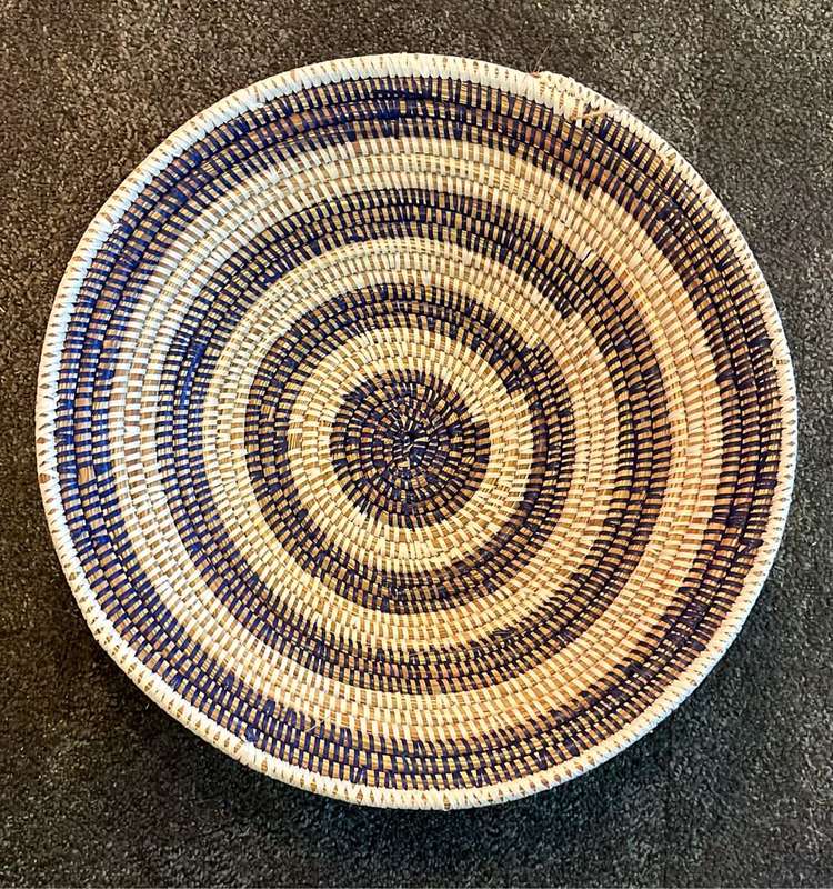 Wall Basket Med Blue/White