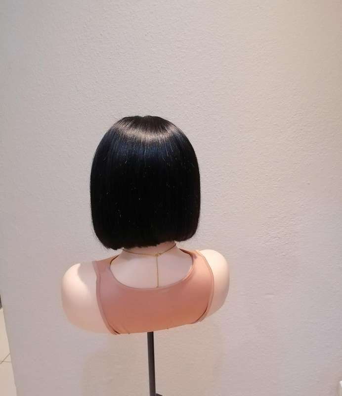 "8" inches 13x4 Lace Front Bob Wig Colour black
