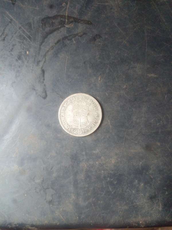 2 half shiling 1957 very rare silver