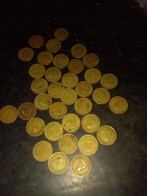 1/2 cent 1963 vintage coins x35