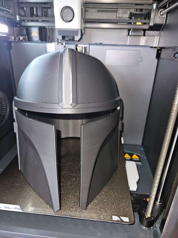 Mandalorian fullsize helmet