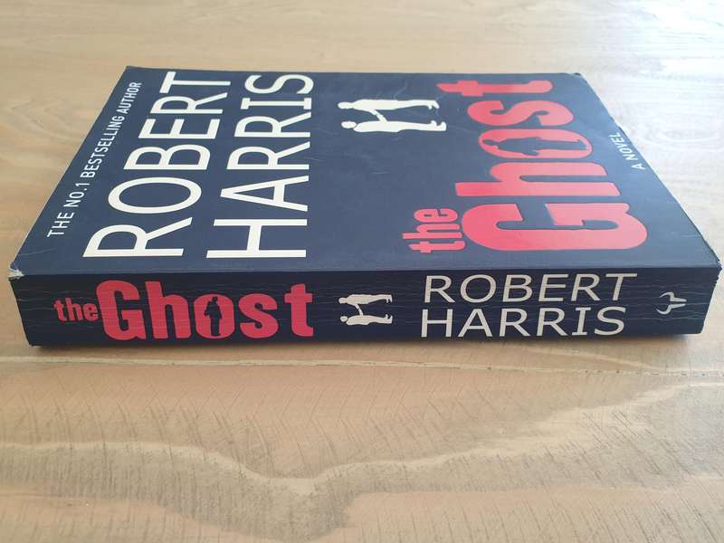 Robert Harris : "The Ghost"