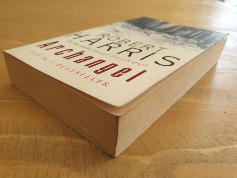 Robert Harris : "Archangel"
