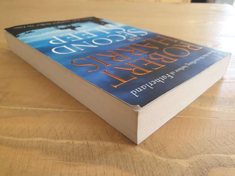 Robert Harris : "The Second Sleep"