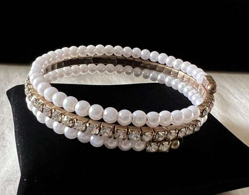 c1980s Vintage Gold Tone Crystal Clear Rhinestones & Faux Pearls Wrap Bracelet