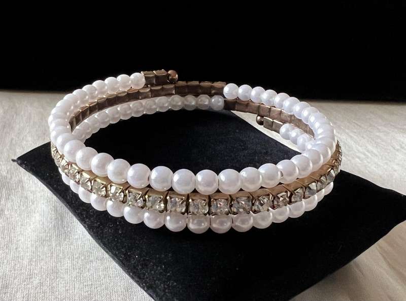 c1980s Vintage Gold Tone Crystal Clear Rhinestones & Faux Pearls Wrap Bracelet