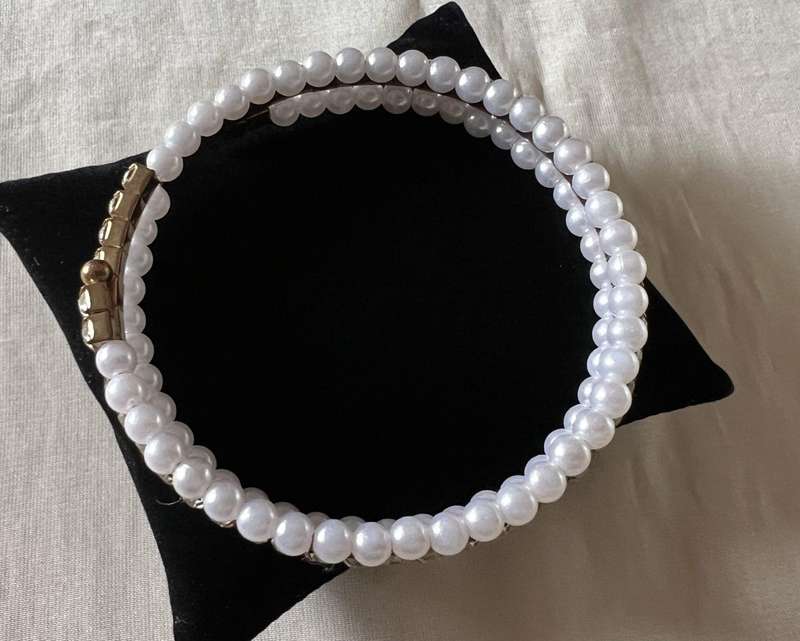 c1980s Vintage Gold Tone Crystal Clear Rhinestones & Faux Pearls Wrap Bracelet