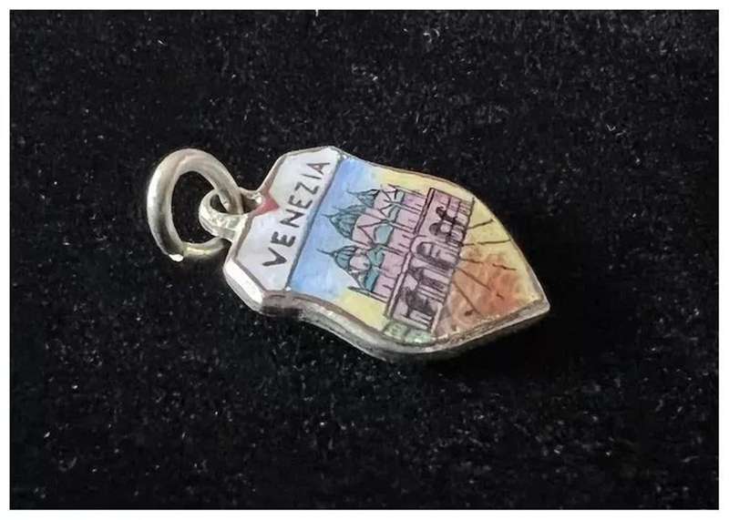 1970s Very Small Vintage Enamel VENICE, Italy St Mark's Basilica Pendant Charm