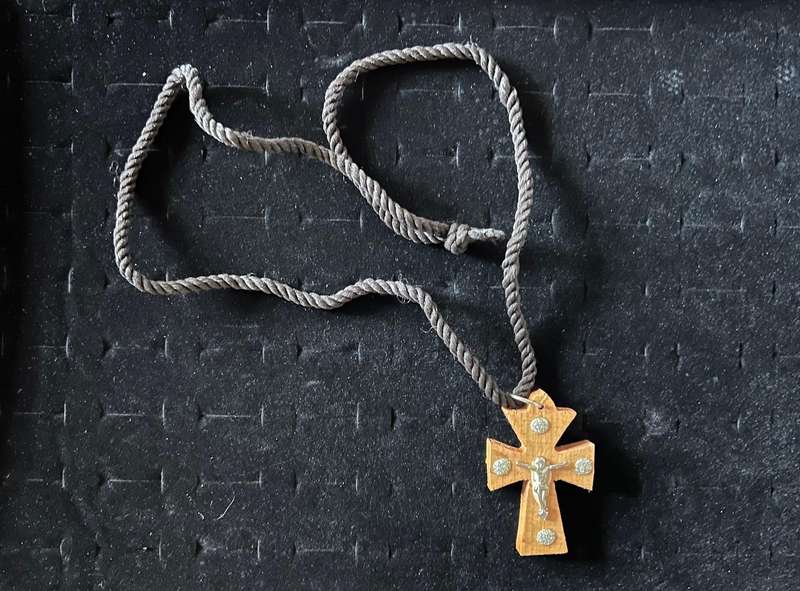 Pre-Loved Black Corn Necklace w/ Large Wooden Religious CRUCIFIX Pendant