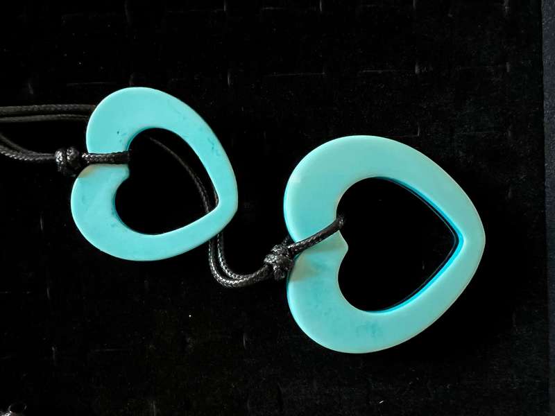 Very Long Pre-Loved Black Corn Necklace w/ Large Aqua Blue Lucite HEARTS * 100 cm