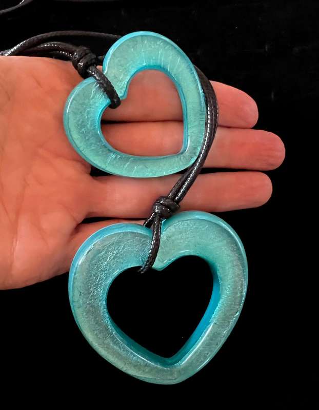 Very Long Pre-Loved Black Corn Necklace w/ Large Aqua Blue Lucite HEARTS * 100 cm