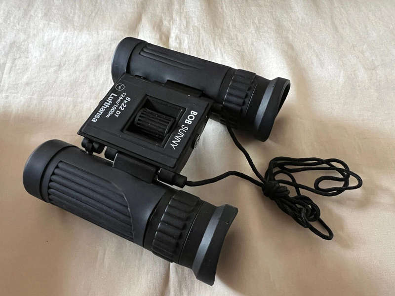 LUFTHANSA 8 x 22 DT 126m/1000m Binoculars by Bob Sunny w/ Original Case