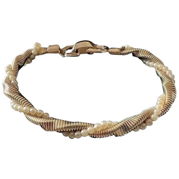 1940s Vintage Twisted Gold Tone Faux Pearls Bracelet by Pegasus CORO