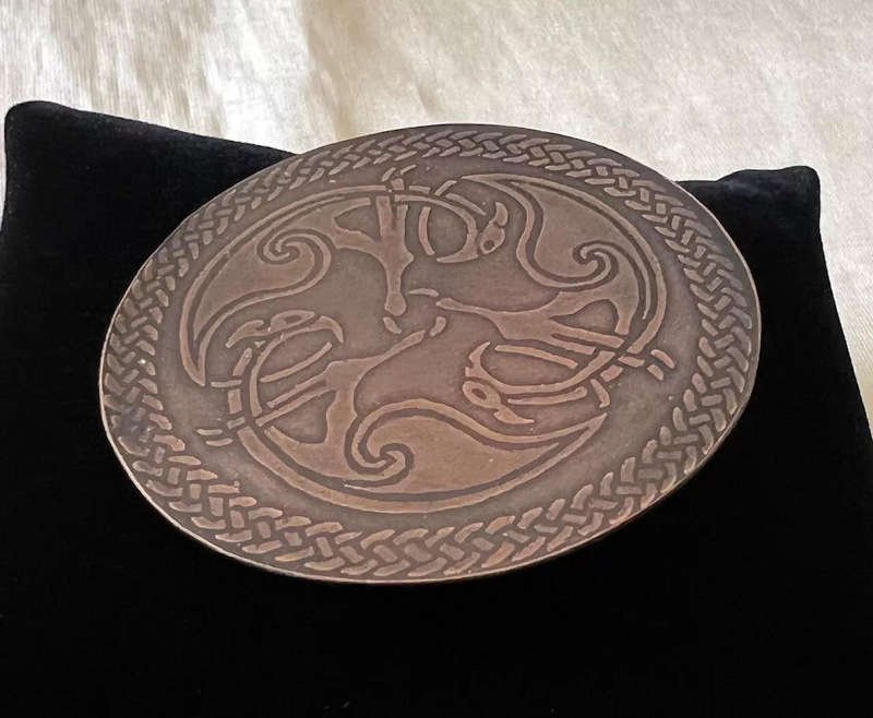 Large Vintage Round Celtic Myth Seabhac HAWK Copper Brooch * 5 cm across