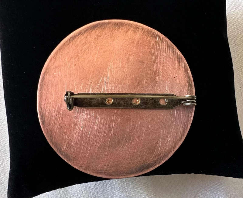 Large Vintage Round Celtic Myth Seabhac HAWK Copper Brooch * 5 cm across