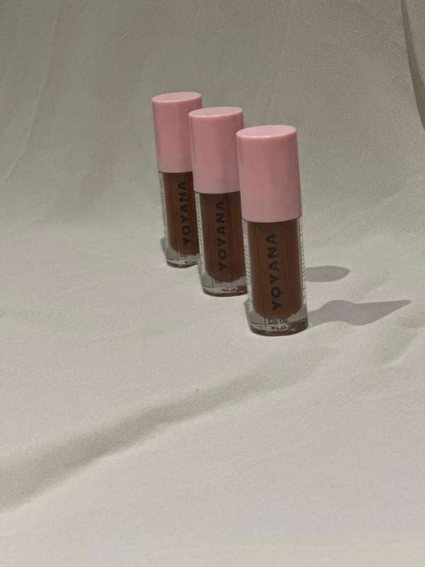 Lip oil