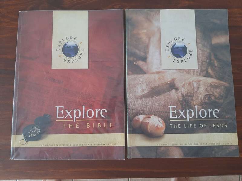 Explore Books