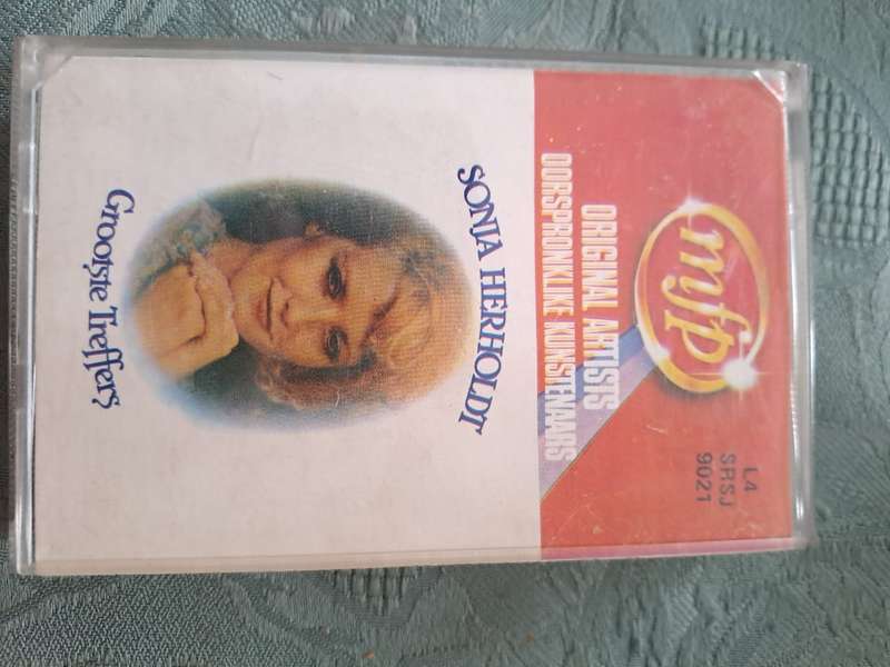 Cassettes For sale