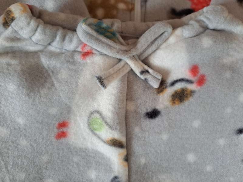 Baby Boys Grey Pyjamas/Sleepwear Set Long Sleeve 6-12 months