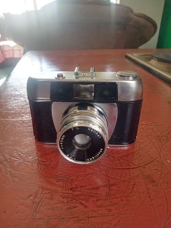 FC Halinar Anastigmat camera vintage