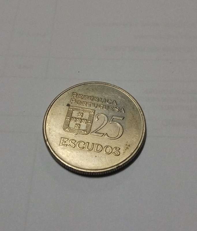 1985 Liberdade 25 escudos