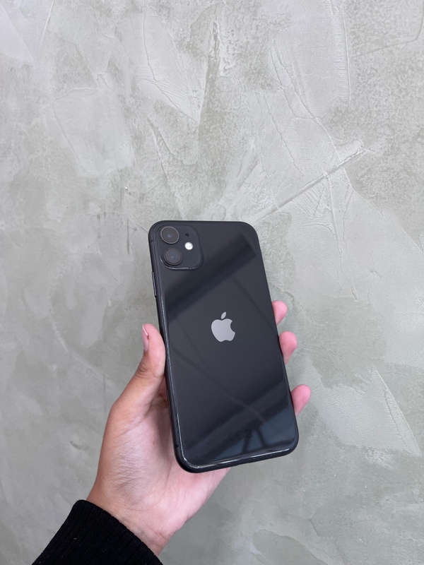 Apple  iphone 11 64GB Black