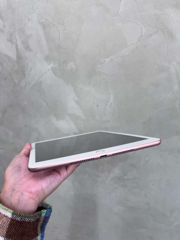 Apple iPad 7th Gen