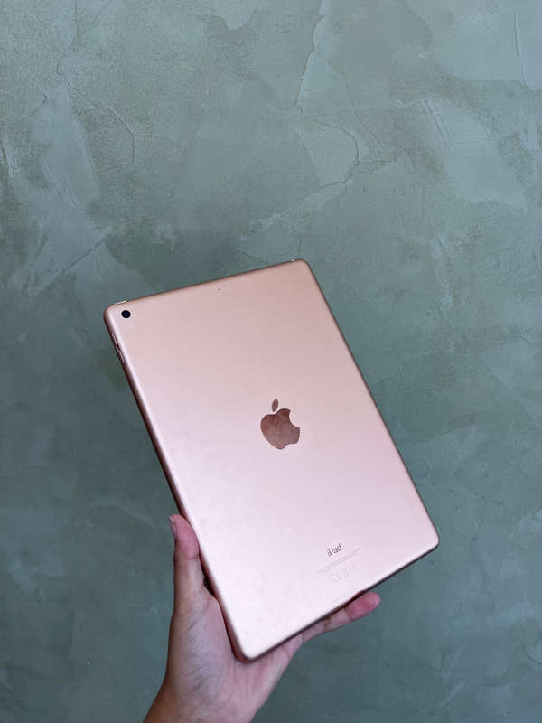 Apple iPad 7th Gen