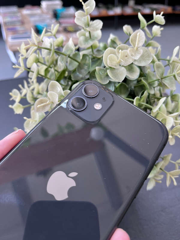 Apple iPhone 11 64GB Black