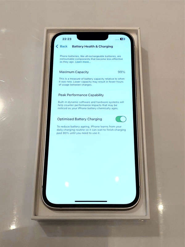 Apple iPhone 14