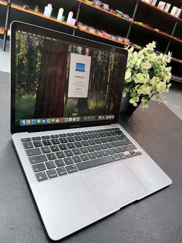 MacBook Air M1