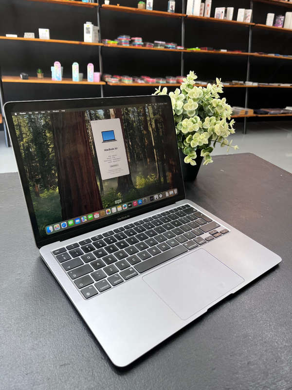 MacBook Air M1